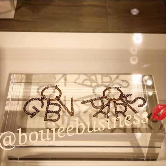 Giambattista Valli x H&M Designer Logo Earrings - Picture 6 of 7